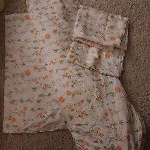 Modersn Siuthern Home Queen Set